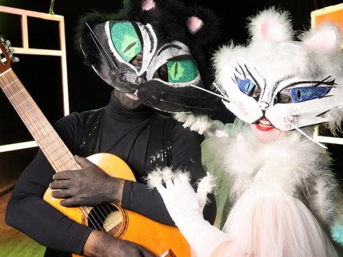 Foto de divulgação Espetáculo - As Oliveiras e os sete gatinhos 