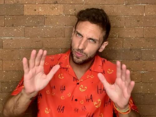 Stand Up: "Perturbador" com Léo Lins