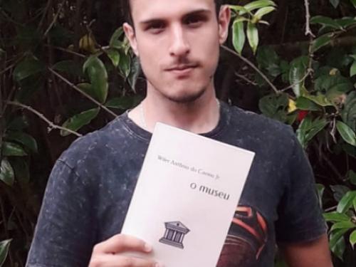 Sempre Um Papo recebe Wiler Jr.