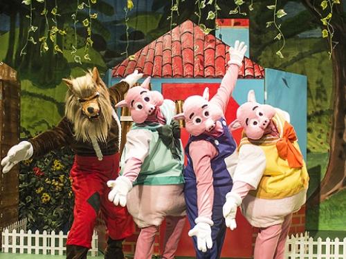 Divulgação Espetáculo Infantil Os 3 Porquinhos (O Clássico)