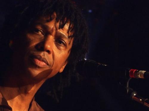 Show: Djavan " Turnê Vesúvio" - FCS