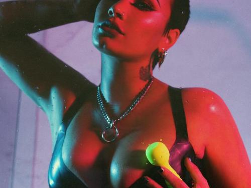 Show: Demi Lovato