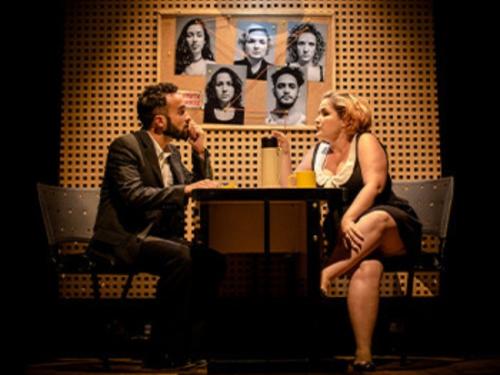 Espetáculo: "Suspeitos – Um Crime Improvisado" | Cine Theatro Brasil Vallourec