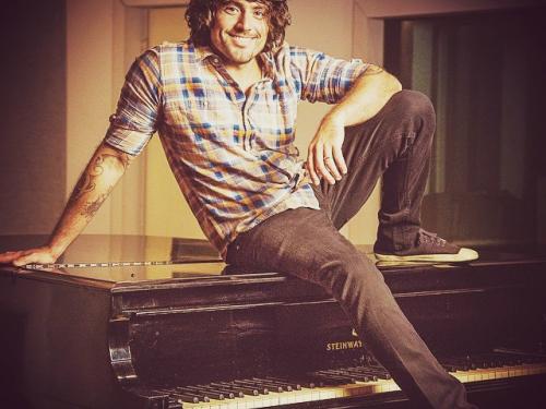 Espetáculo: Piano Rock - MTC Cultura