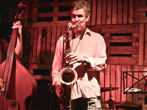 Show: "Chico Amaral" | Café com Letras