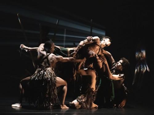  "Do Clássico ao Contemporâneo" - São Paulo Cia de Dança
