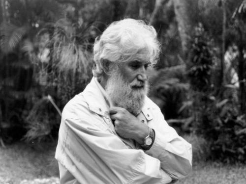 Sempre Um Papo recebe Leonardo Boff