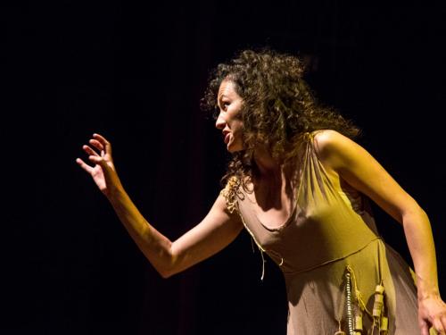 Espetáculo: “A lenda da cobra e do sapo e outras histórias” - Centro Cultural UFMG