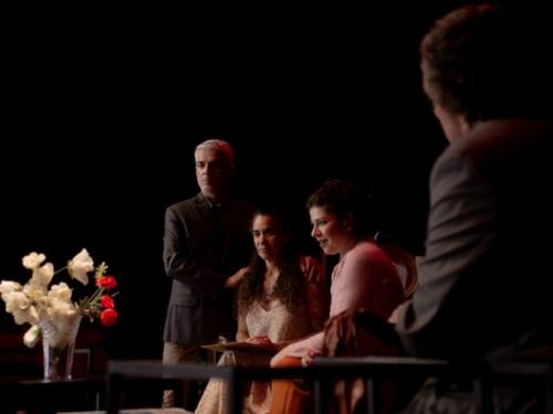 Espetáculo: "Deus da Carnificina" 