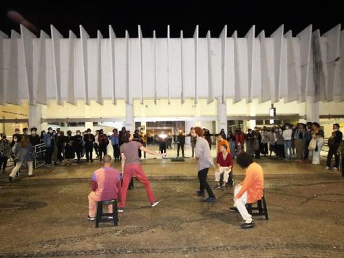 Montagem "Intensões"