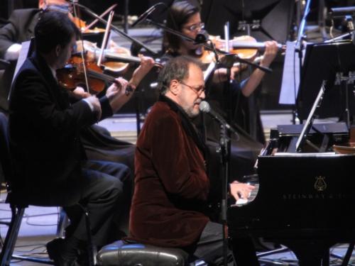 Concerto: Orquestra Sinfônica e do Coral Lírico de Minas Gerais com Marcus Viana