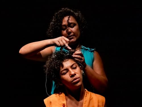 Espetáculo teatral: ‘querença’ - Breve Cia