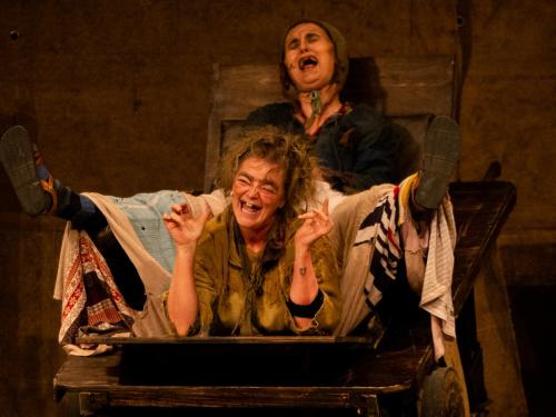 Espetáculo: De Tempo Somos – um sarau do Grupo Galpão”