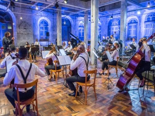 Domingos Clássicos: Orquestra Ouro Preto "Duke Ellington, A Lenda do Jazz"