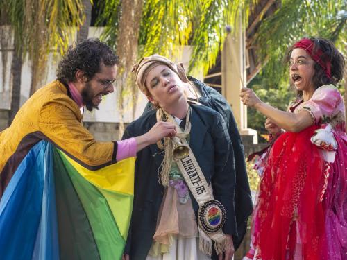 Espetáculo: Três Fadas Moribundas | Memorial Vale