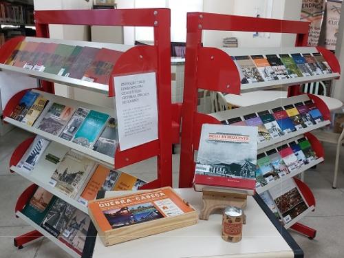 Exposição de livros Biblioteca do CCVN