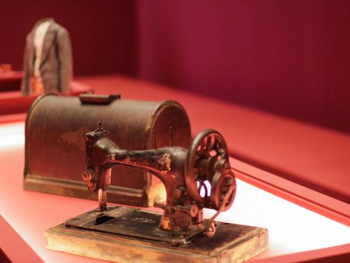 Exposição: “Saberes da Costura: do molde à roupa”