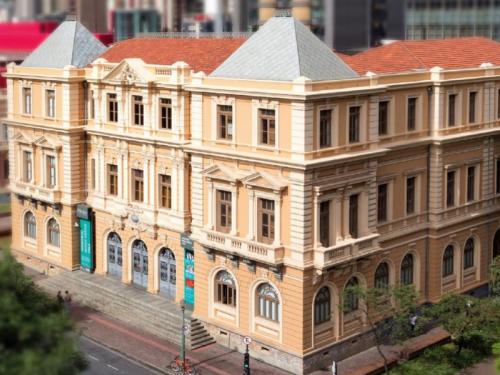 Feira do Memorial – Artes e Design em Presentes Criativos