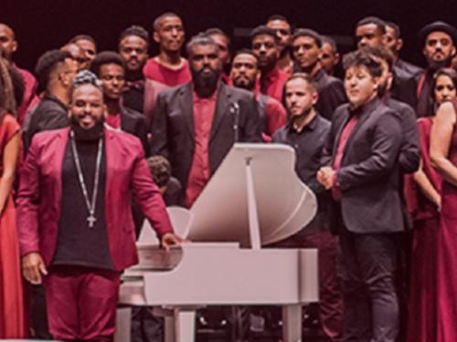 Natal com o Black To Black | Cine Theatro Brasil Vallourec