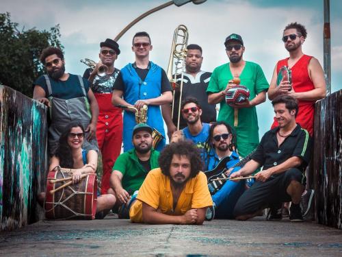 Ensaios: Bloco Chama o Síndico