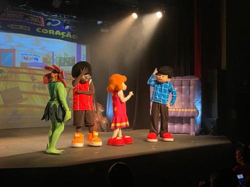 Espetáculo: "Um Só Coração" - 3 Palavrinhas 