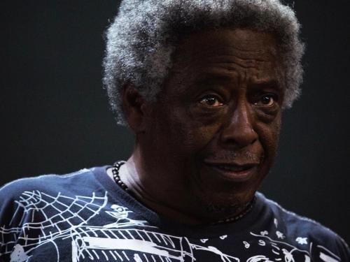 Espetáculo: “Herança”, da Cia. Burlantins