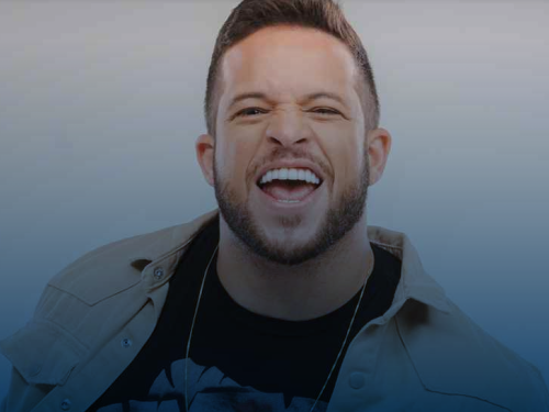 Stand-up : Flávio Andradde em “O azar é meu?”