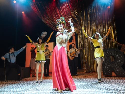 Espetáculo: Carmen, a Grande Pequena Notável - CCBB BH