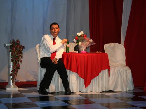 Como sobreviver em festas e recepções com Buffet escasso 