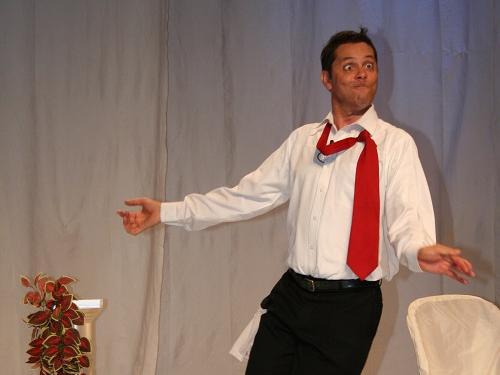 Como sobreviver em festas e recepções com Buffet escasso - Carlos Nunes