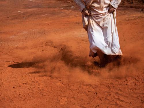 BDMG Cultural inaugura Ciclo de Mostras 2023 com exposição de Vânia Barbosa: Impregnação