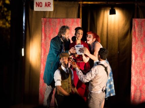 Espetáculo: “Ópera do Sabão” - Grupo Maria Cutia