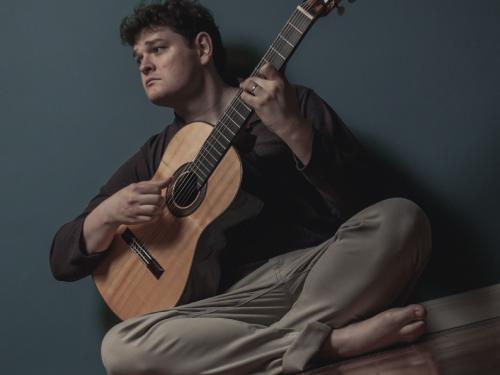 Concerto: Orquestra Ouro Preto convida Lucas Telles Quarteto