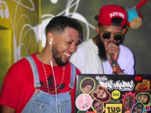 Dj Poetry - Mc Capone 