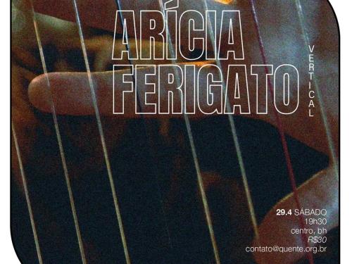 Show "Arícia Ferigato" - Vertical