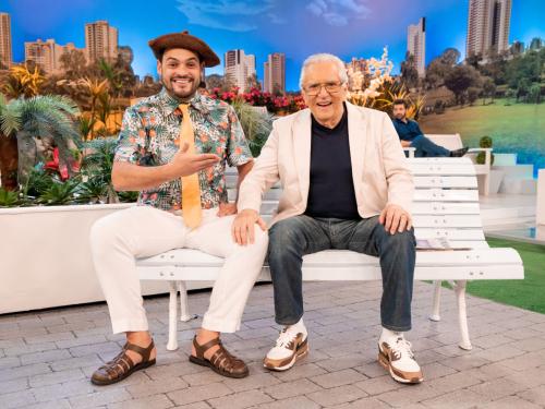 Espetáculo: “O Show é Nosso Contando as Piadas que Não pode Contar na Praça”