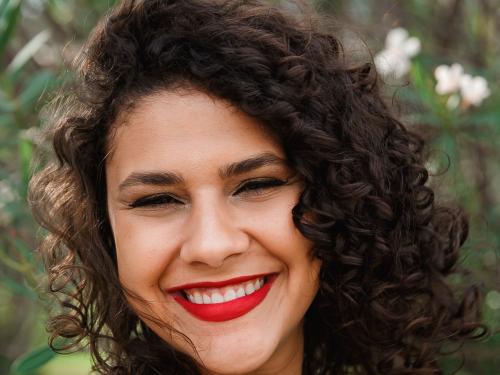 Bárbara Barcellos canta Gal Costa