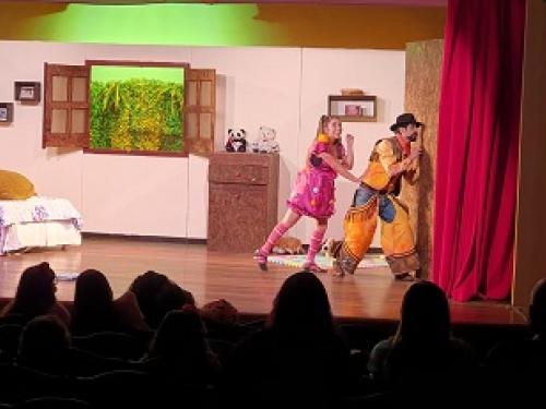 Teatro Infantil: O Livro Encantado