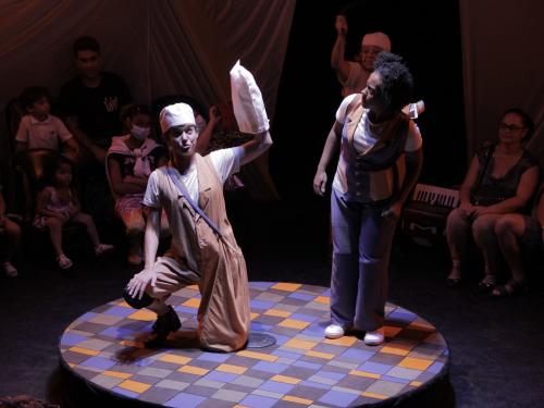 Espetáculo "A Menina Cientista e o Mistério do Urro" - Galpão Cine Horto