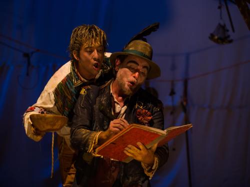 "Quase Árvore" - Grupo Atrás do Pano