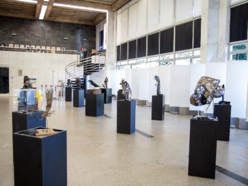 Exposições Representatividade e Fragmentos de um tempo abstrato