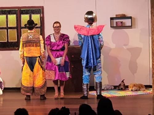 Teatro Infantil: O Livro Encantado