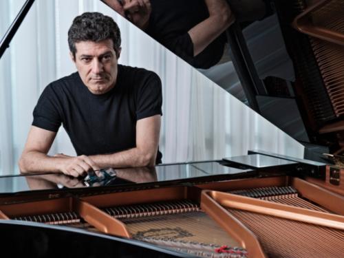 Zé Namen: O Show Identidade