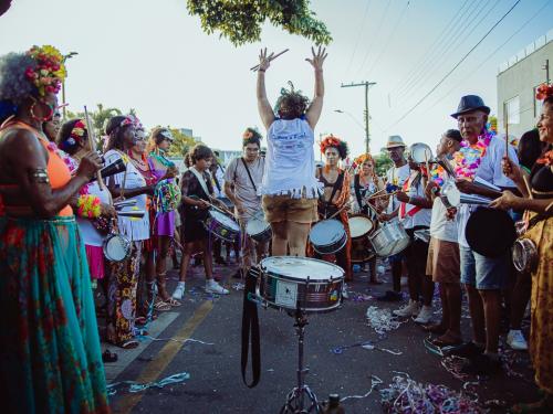 Bloco Vejo Flores em Você