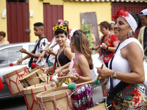Bloco Vejo Flores em Você