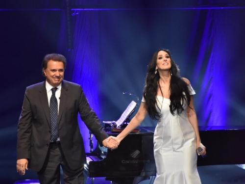 Show: “Sucessos do Rei" com Marina Elali e Eduardo Lages
