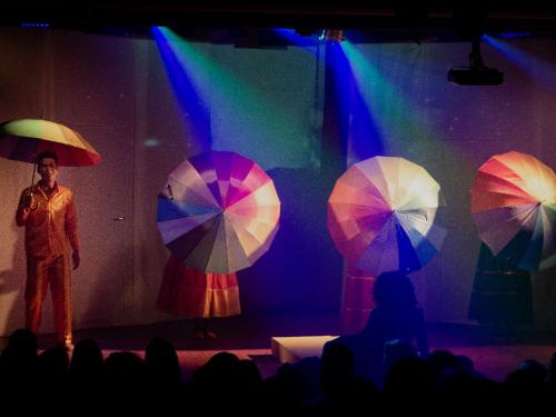 Espetáculo Infantil: "Encanto"