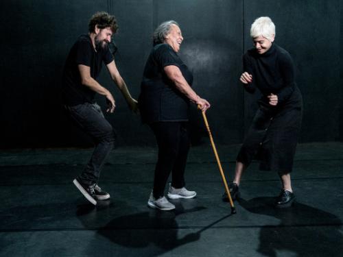 Espetáculo: “Quando a Noite Chegar” 