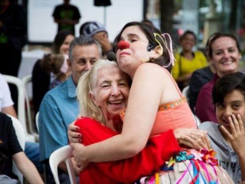 Na Roda - Teatro na Praça