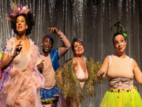 Espetáculo musical: “Salvador, Anoiteceu e é Carnaval”